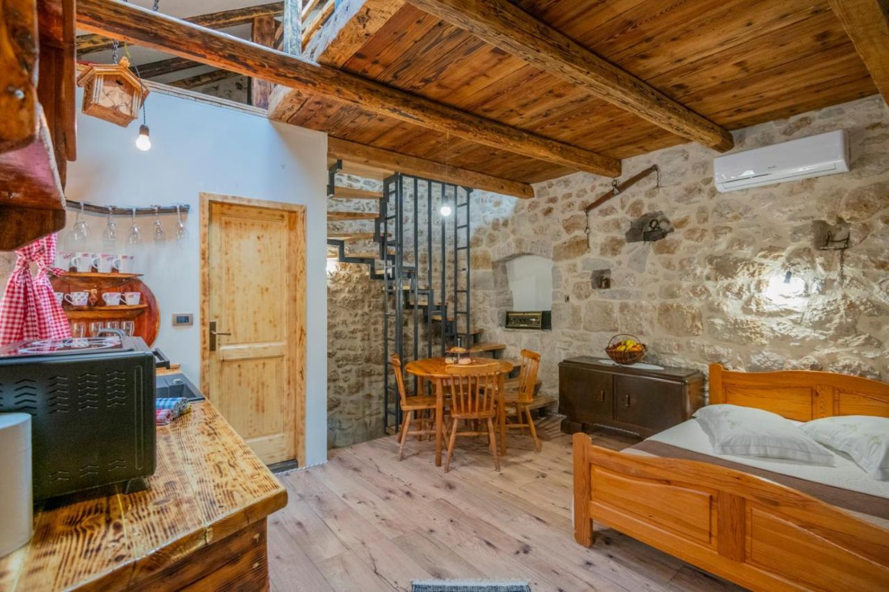 Villa The Old Stable 1861 à Imotski Extérieur photo