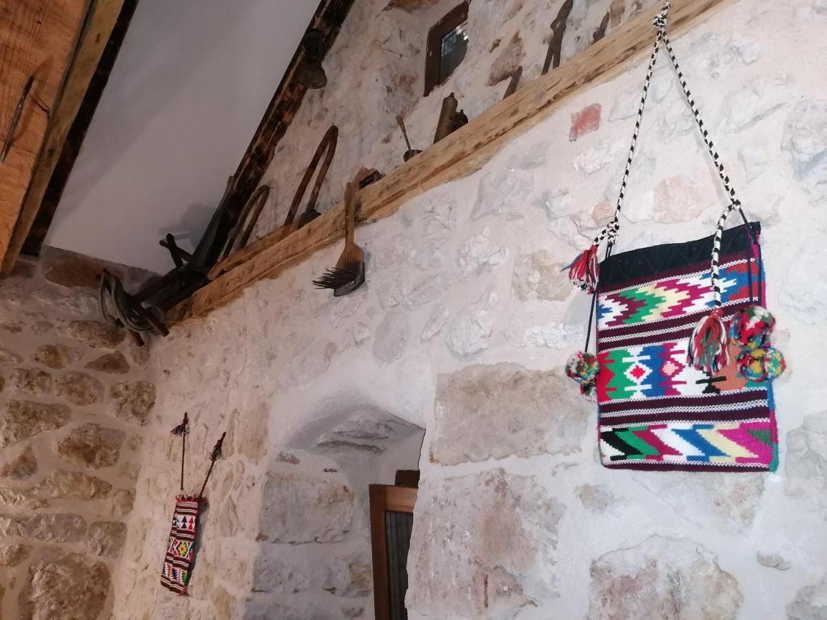 Villa The Old Stable 1861 à Imotski Extérieur photo