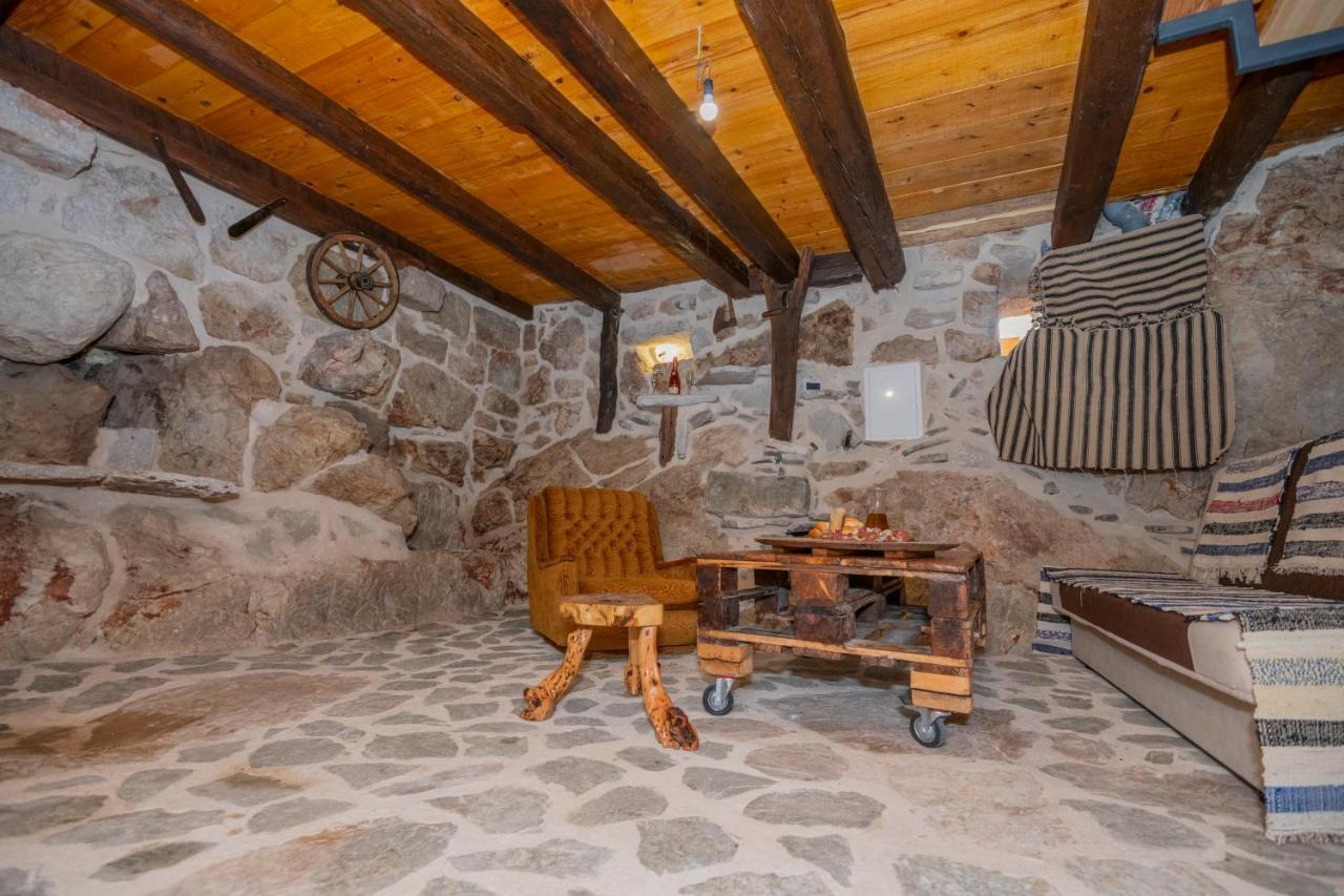 Villa The Old Stable 1861 à Imotski Extérieur photo